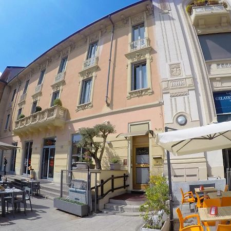 Locanda San Paolo 몬차 외부 사진