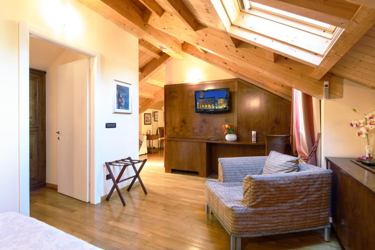 Locanda San Paolo 몬차 외부 사진