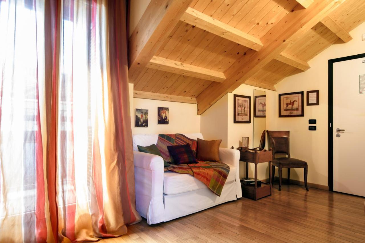 Locanda San Paolo 몬차 외부 사진